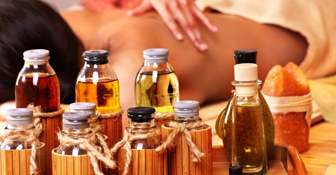 Massageöle und Massage